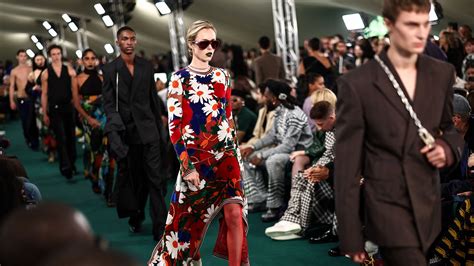 bright burberry ss24|5 Things To Know About Burberry’s Walk.